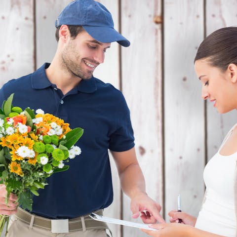 Everything You Need To Know About Ordering Valentine’s Flowers